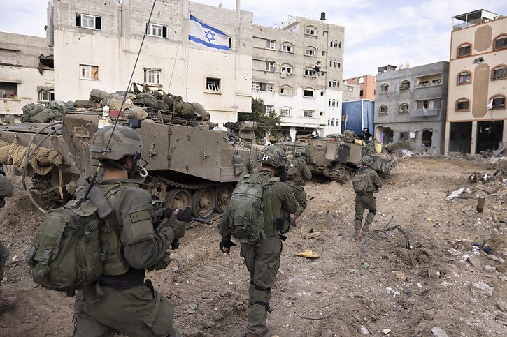 L'armée israélienne mène de vastes opérations dans la banque de Gaza depuis octobre 2023 (archives). © KEYSTONE/AP/Moti Milrod